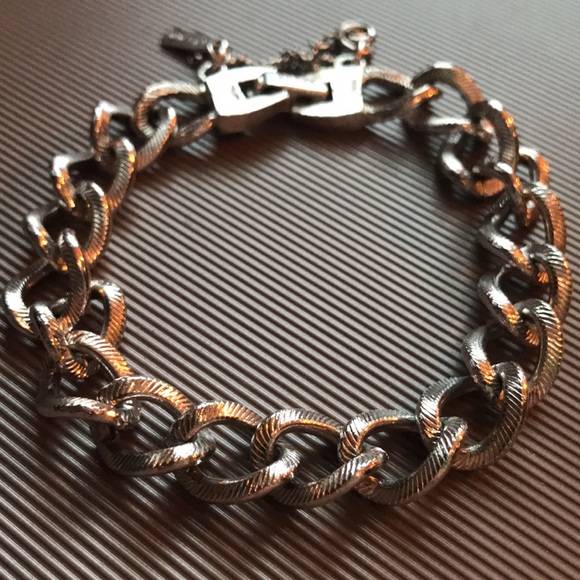 Vintage Bracelet - Picture 2 of 2